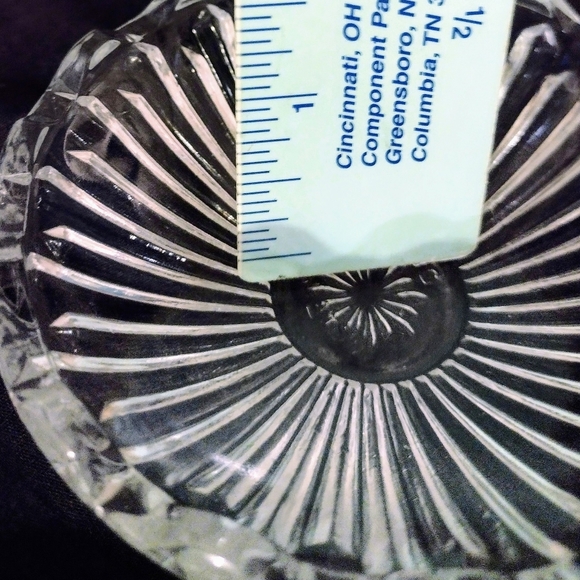 Vintage stamped glass set - Picture 7 of 8